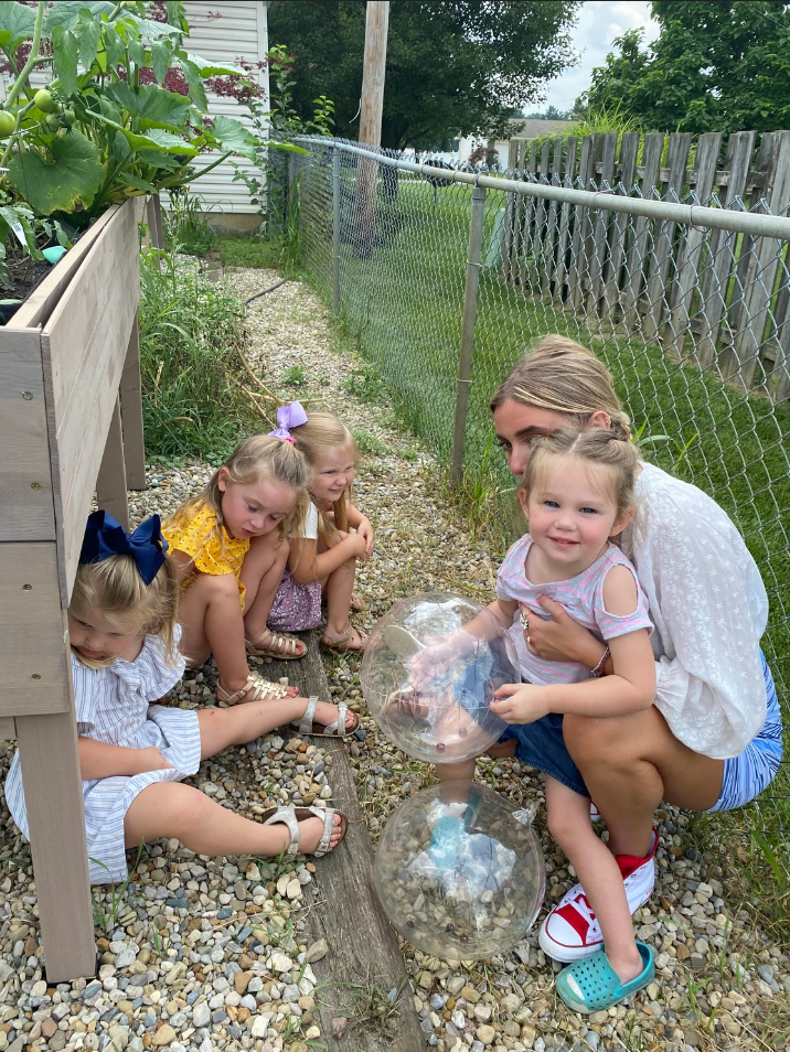 Lexi Silverstein with her cousins